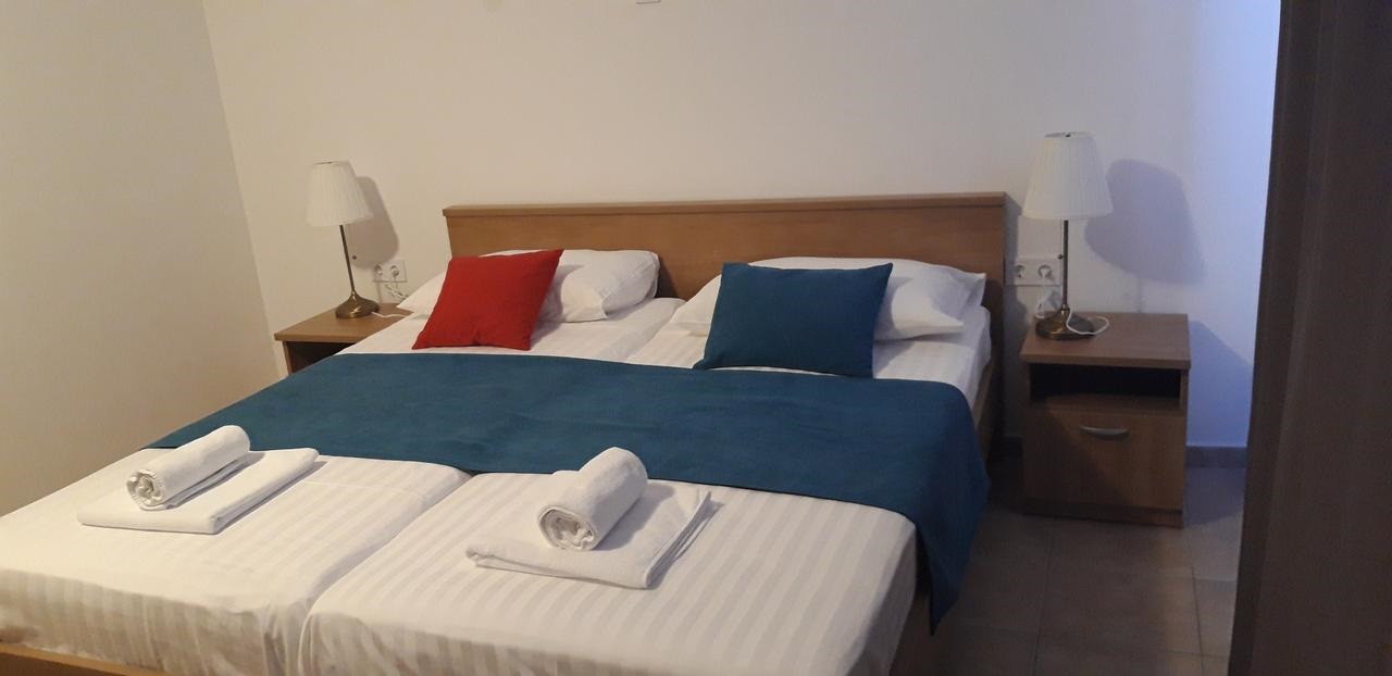 Hotel-Albamaris-Biograd-soba1111